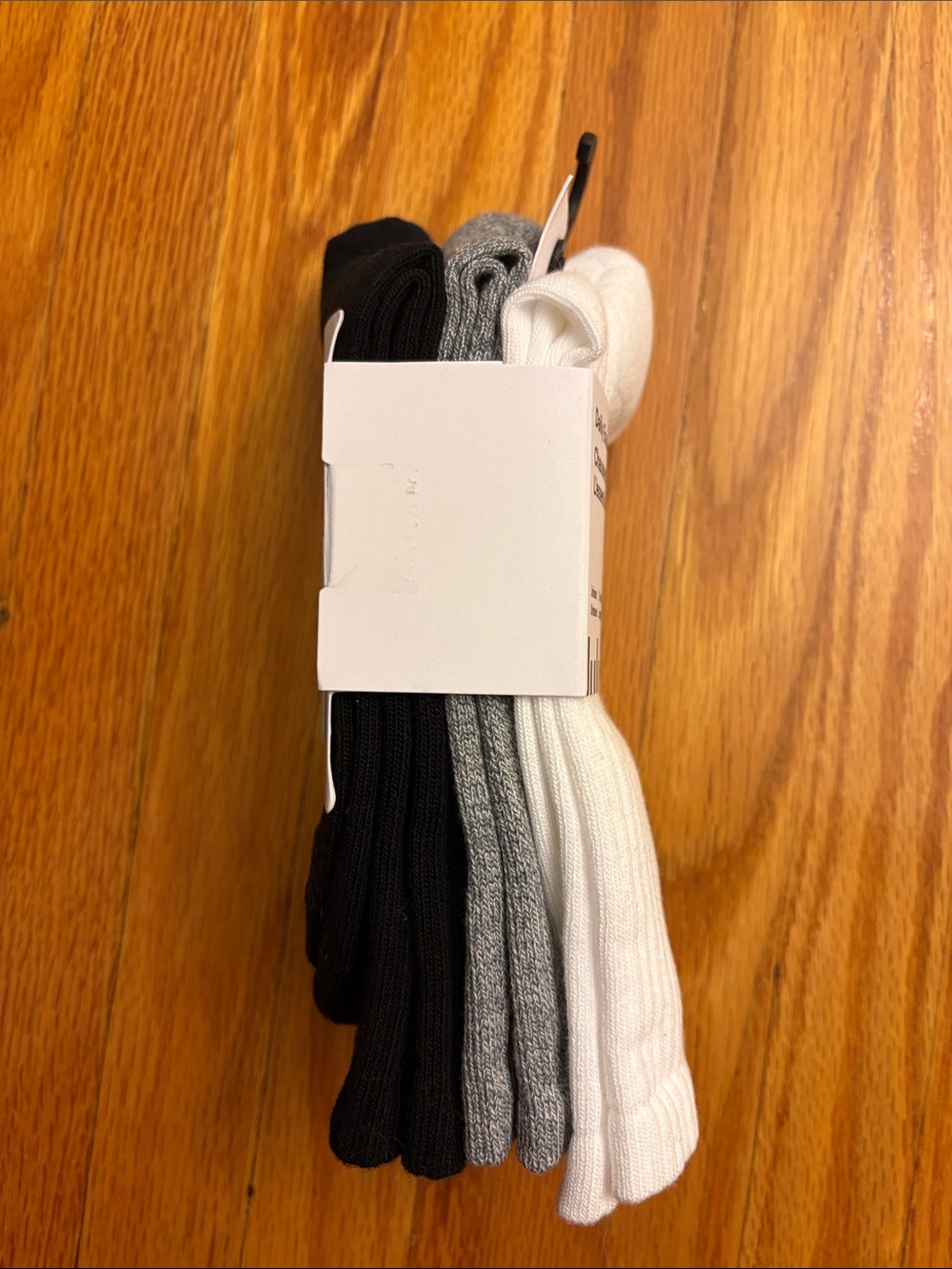 BNWT lululemon athletica White Daily Essential Crew Socks - 3 Pack - Picture 4 of 6